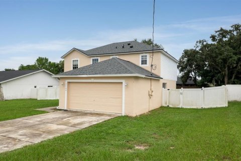 House in Spring Hill, Florida 4 bedrooms, 204.38 sq.m. № 1906348 - photo 3