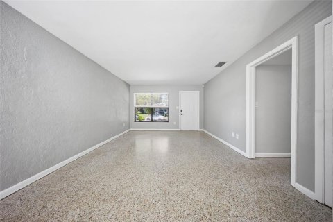 Casa en venta en Fern Park, Florida, 3 dormitorios, 91.79 m2 № 2418960 - foto 6