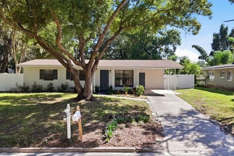 Casa en venta en Fern Park, Florida, 3 dormitorios, 91.79 m2 № 2418960 - foto 2