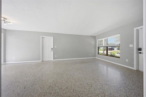 Casa en venta en Fern Park, Florida, 3 dormitorios, 91.79 m2 № 2418960 - foto 5