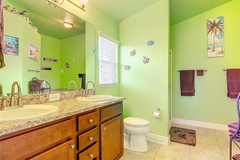 House in Dundee, Florida 4 bedrooms, 172.8 sq.m. № 2114595 - photo 22