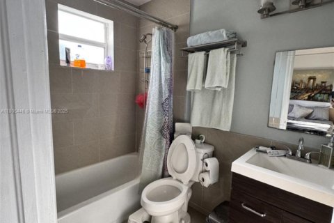 Купить таунхаус в Хайалиа, Флорида 2 спальни, 117.06м2, № 1741412 - фото 23