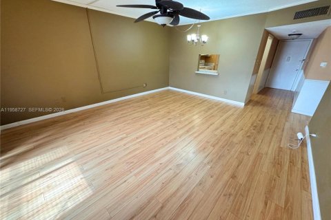 Copropriété à louer à Lauderhill, Floride: 2 chambres, 89.19 m2 № 2080569 - photo 3