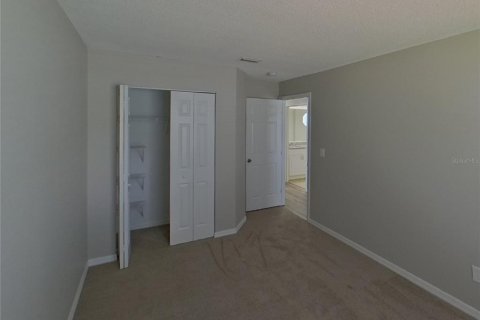 Villa ou maison à louer à Riverview, Floride: 4 chambres, 207.36 m2 № 1912426 - photo 11