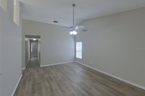 House in Riverview, Florida 4 bedrooms, 207.36 sq.m. № 1912426 - photo 2