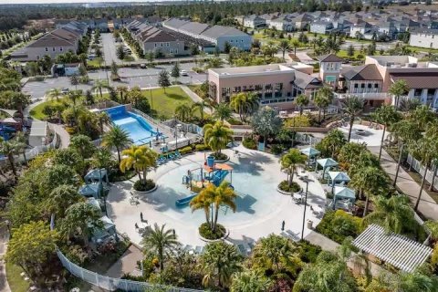 Casa en venta en Kissimmee, Florida, 7 dormitorios, 380.25 m2 № 2303249 - foto 29