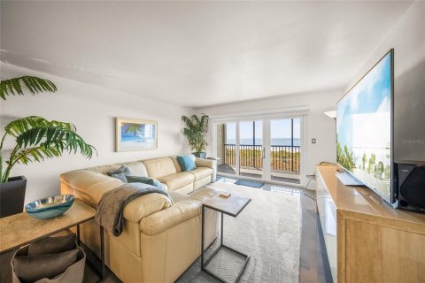 Condo in Sarasota, Florida, 2 bedrooms № 2114462 - photo 7
