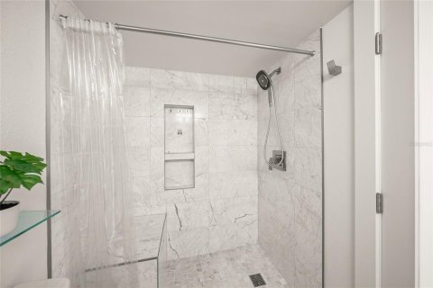 Condo in Sarasota, Florida, 2 bedrooms № 2114462 - photo 30