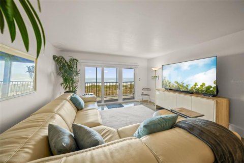 Condo in Sarasota, Florida, 2 bedrooms № 2114462 - photo 9