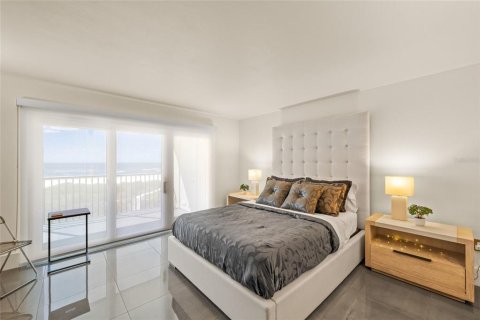 Condo in Sarasota, Florida, 2 bedrooms № 2114462 - photo 23