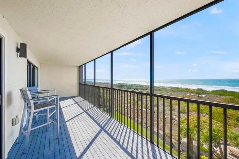 Condo in Sarasota, Florida, 2 bedrooms № 2114462 - photo 12