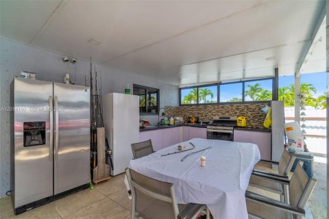 Casa en venta en Homestead, Florida, 3 dormitorios, 146.14 m2 № 2076216 - foto 27
