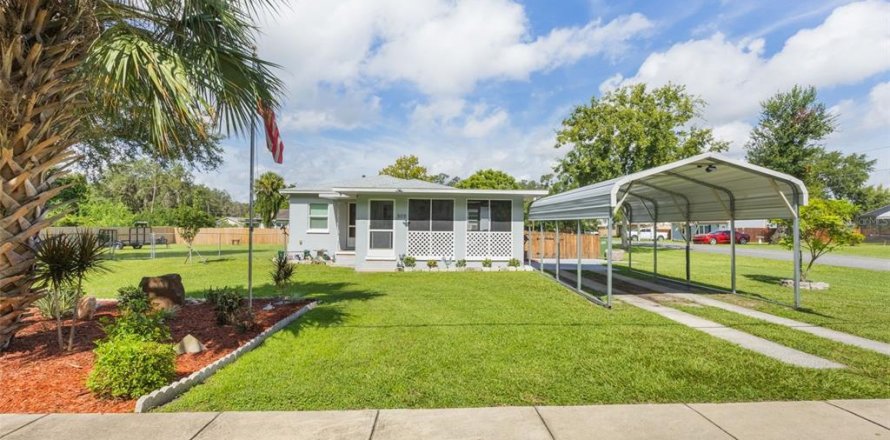 Villa ou maison à Leesburg, Floride 3 chambres, 117.52 m2 № 1885100