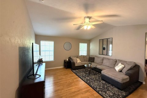 House in Gainesville, Florida 3 bedrooms, 120.03 sq.m. № 2216206 - photo 9