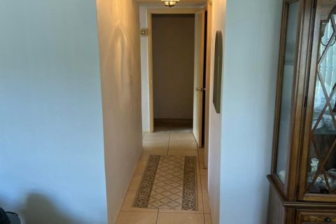 Купить кондоминиум в Лодерхилл, Флорида 4 комнаты, 88.26м2, № 2172941 - фото 7