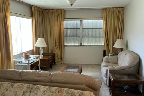 Купить кондоминиум в Лодерхилл, Флорида 4 комнаты, 88.26м2, № 2172941 - фото 6