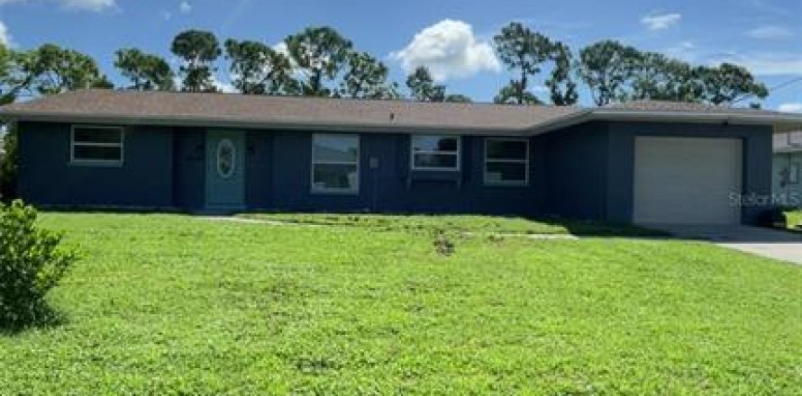 Villa ou maison à Port Charlotte, Floride 3 chambres, 149.48 m2 № 1902299