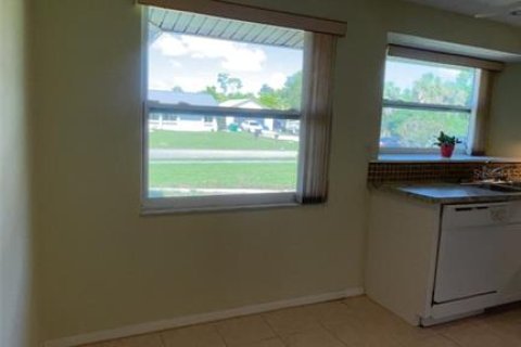 Casa en alquiler en Port Charlotte, Florida, 3 dormitorios, 149.48 m2 № 1902299 - foto 10