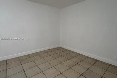 Купить виллу или дом в Вест-Парк, Флорида 5 спален, 95.88м2, № 1966611 - фото 7