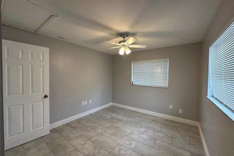 Apartamento en alquiler en Saint Petersburg, Florida, 2 dormitorios, 65.03 m2 № 2207028 - foto 9