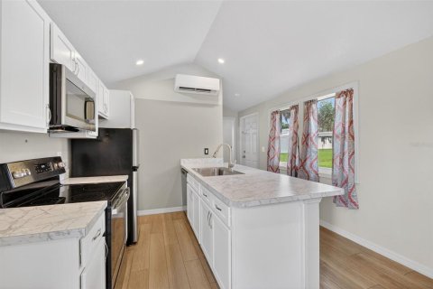 Casa en venta en Cocoa, Florida, 1 dormitorio, 40.13 m2 № 2218431 - foto 8