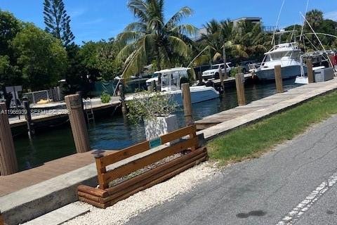 Снять в аренду кондоминиум в Помпано-Бич, Флорида 2 спальни, 60.39м2, № 2028391 - фото 25