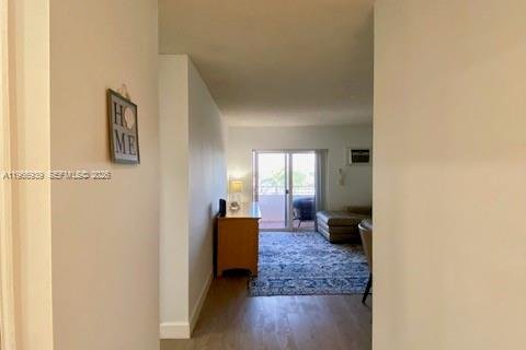 Снять в аренду кондоминиум в Помпано-Бич, Флорида 2 спальни, 60.39м2, № 2028391 - фото 3