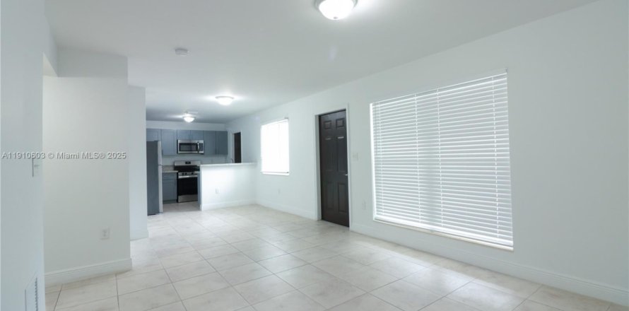 Appartement à Miami, Floride 3 chambres, 95.69 m2 № 1968057