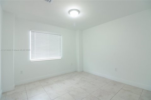 Appartement à louer à Miami, Floride: 3 chambres, 95.69 m2 № 1968057 - photo 5