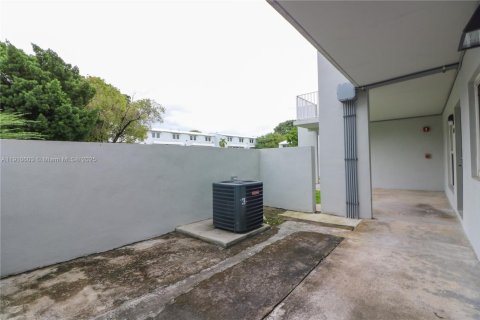 Appartement à louer à Miami, Floride: 3 chambres, 95.69 m2 № 1968057 - photo 19