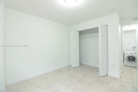 Appartement à louer à Miami, Floride: 3 chambres, 95.69 m2 № 1968057 - photo 7