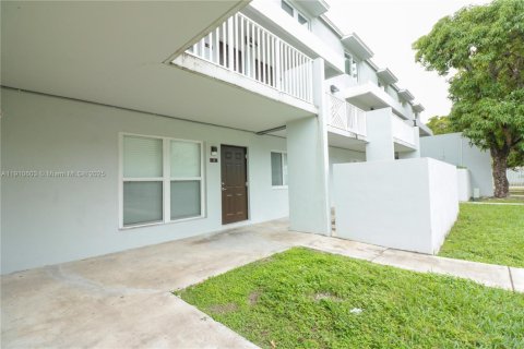 Appartement à louer à Miami, Floride: 3 chambres, 95.69 m2 № 1968057 - photo 21