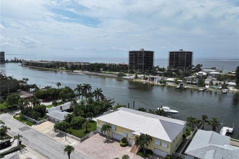 Casa en venta en Saint Pete Beach, Florida, 3 dormitorios, 283.54 m2 № 1372241 - foto 16
