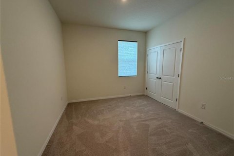 Villa ou maison à louer à Zephyrhills, Floride: 4 chambres, 190.08 m2 № 2399400 - photo 8
