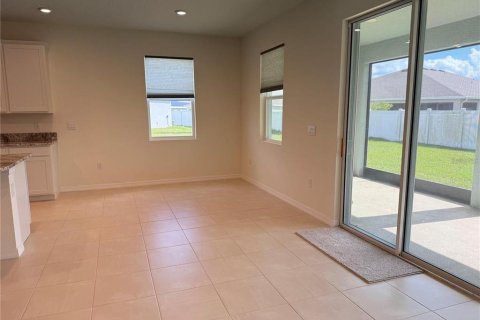 Villa ou maison à louer à Zephyrhills, Floride: 4 chambres, 190.08 m2 № 2399400 - photo 12