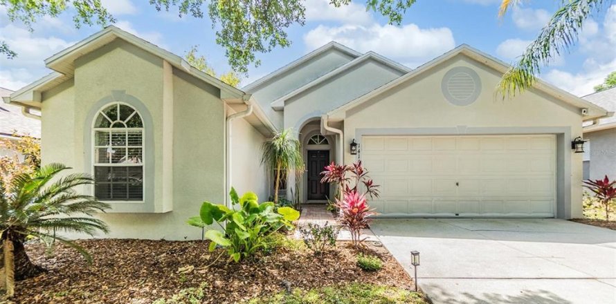Casa en Brandon, Florida 3 dormitorios, 159.98 m2 № 1612583