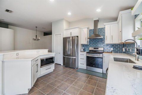 Casa en venta en Brandon, Florida, 3 dormitorios, 159.98 m2 № 1612583 - foto 6