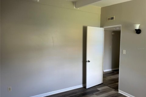 Casa en alquiler en Gainesville, Florida, 3 dormitorios, 111.48 m2 № 1647947 - foto 14