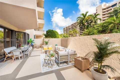 Copropriété à louer à Key Biscayne, Floride: 3 chambres, 143.16 m2 № 1871515 - photo 2