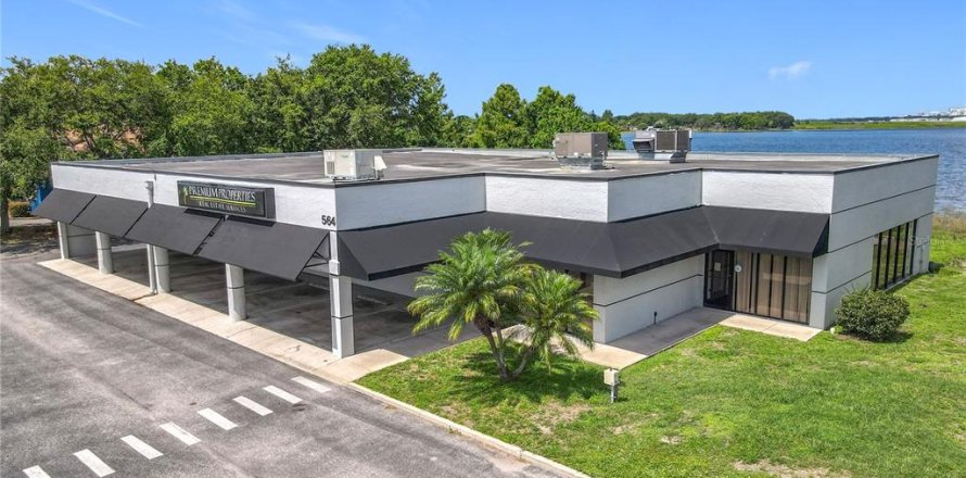 Propiedad comercial en Orlando, Florida 613.15 m2 № 1780621