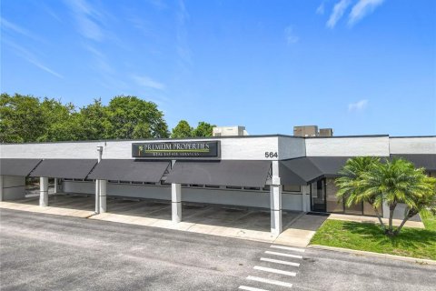 Propiedad comercial en venta en Orlando, Florida, 613.15 m2 № 1780621 - foto 2