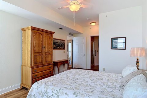 Condo in South Daytona, Florida, 2 bedrooms  № 2092121 - photo 26