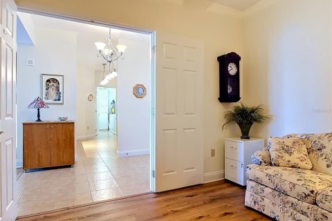 Condo in South Daytona, Florida, 2 bedrooms  № 2092121 - photo 22