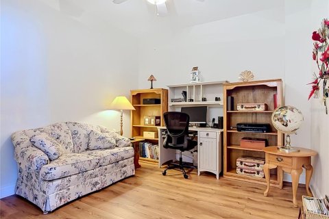 Condo in South Daytona, Florida, 2 bedrooms  № 2092121 - photo 19