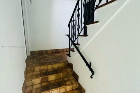 Apartamento en alquiler en Miami Beach, Florida, 46.45 m2 № 1965906 - foto 6