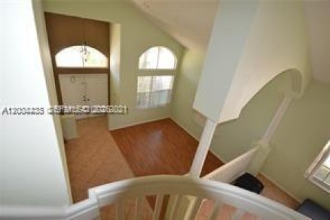 House in Pembroke Pines, Florida 4 bedrooms, 254.55 sq.m. № 2068579 - photo 10