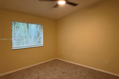 Copropriété à louer à Homestead, Floride: 3 chambres, 95.13 m2 № 2390015 - photo 5
