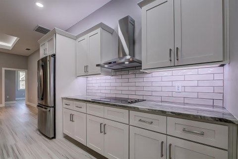 Villa ou maison à vendre à Homosassa, Floride: 4 chambres, 235.41 m2 № 1219355 - photo 18
