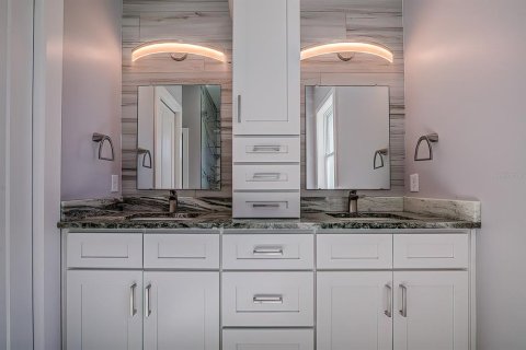 Villa ou maison à vendre à Homosassa, Floride: 4 chambres, 235.41 m2 № 1219355 - photo 30