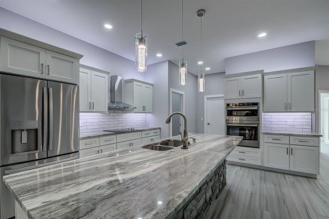 Villa ou maison à vendre à Homosassa, Floride: 4 chambres, 235.41 m2 № 1219355 - photo 20